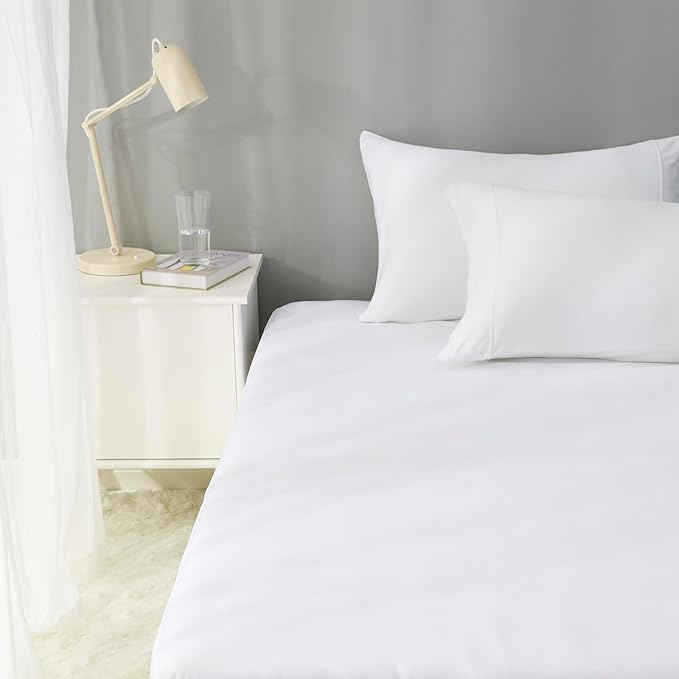Amazon Basics Zippered Waterproof Mattress Encasement, King
