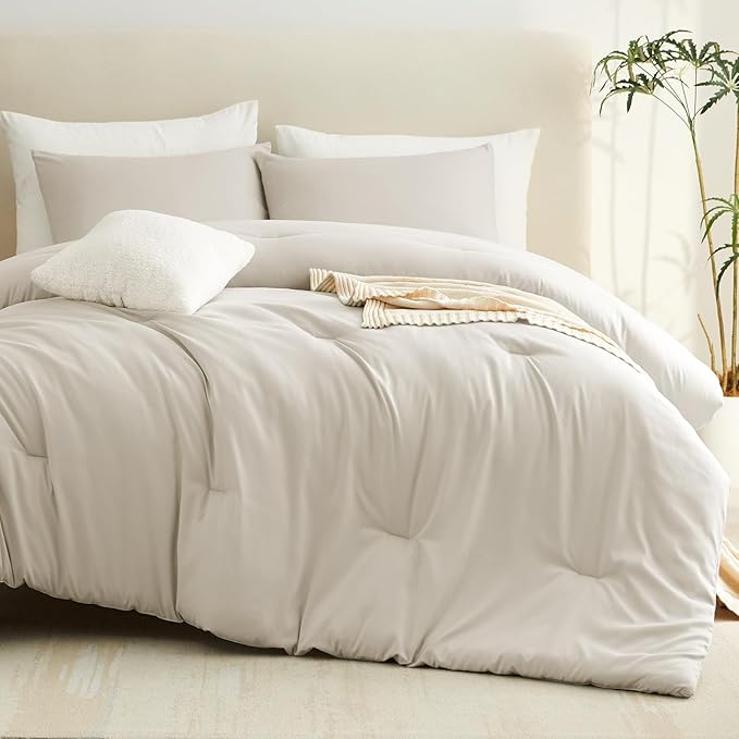 CozyLux Queen Comforter Set Oatmeal, 3 Pieces Solid Comforters Queen Size Breathable Quilted Bedding Sets, Luxury Soft Lightweight Bed Set with Down Alternative Comforter and 2 Pillowcases All Seasons