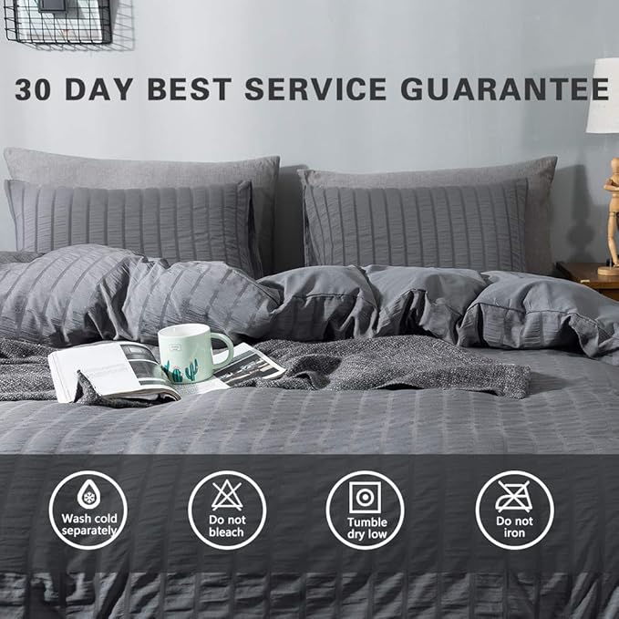 AveLom Seersucker Duvet Cover Set California King Size (104 x 98 inches), 3 Pieces (1 Duvet Cover + 2 Pillowcases), Grey Soft Washed Microfiber, Textured Duvet Cover with Zipper Closure, Corner Ties