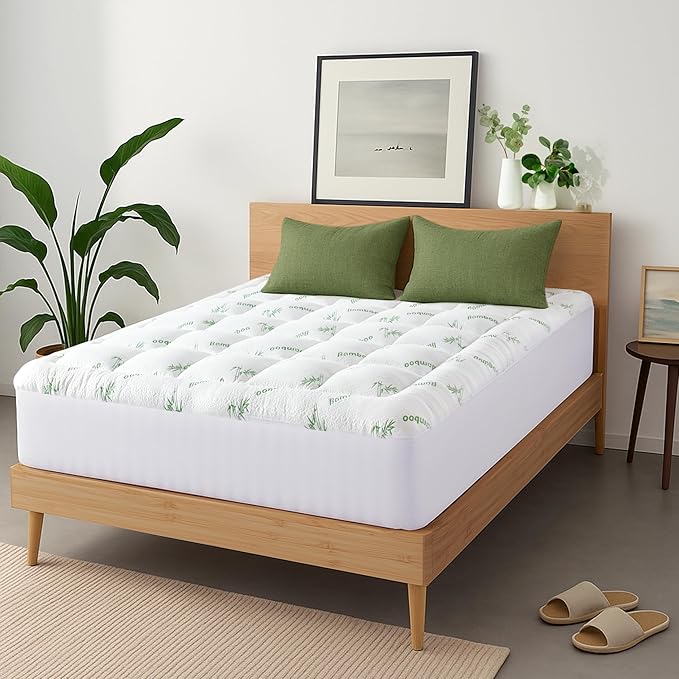 Niagara Sleep Solution Ultra Soft King Size Mattress Topper - Rayon Derived from Bamboo Pillow Top Mattress Pad for Back Pain Relief - Naturally Cooling for Hot Sleepers, Green