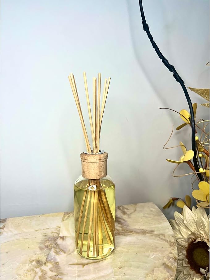 Hosley Reed Diffuser Set, 7.7 oz Clove Peppermint Scented Diffuser with Sticks Home Fragrance Reed Diffuser for Bathroom Shelf Decor for Weddings, Spa, Reiki, Meditation