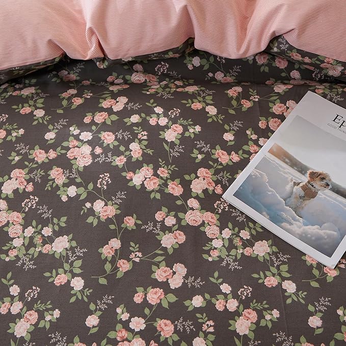 mixinni Vintage Floral Duvet Cover Set Queen Size – 100% Cotton Ruffle Lace Bedding, Pink Rose Flower and Green Leaf Print, Reversible Stripes Pattern, Grandmillennial Cottagecore Aesthetic 3Pcs