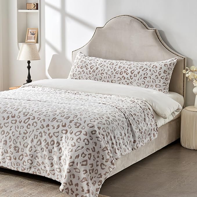 SOCHOW Body Pillow Cover 21x54 Inches, Super Soft and Cozy Leopard Print Fleece Long Body Pillowcase with Zipper Closure,1 Pack, Brown