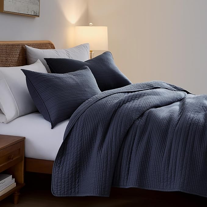 palassio Striped Navy Blue 100% Cotton Quilt King Size Bedding Sets, Lightweight Crinkly Channel Pick Stitch Textured Bedspread Soft Shabby Chic Farmhouse Country Coverlet for All Season, 2 Shams