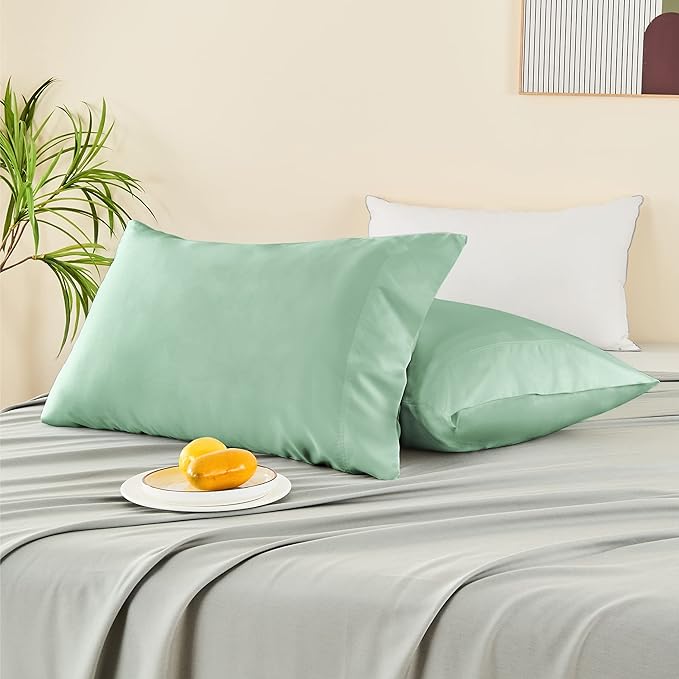 BEDELITE King Size Pillow Cases Set of 2, Rayon Derived from Bamboo, Cooling Pillow Cases for Hot Sleepers & Night Sweats, Breathable and Silky Soft Envelope Pillowcases(Mint Green, 20"x40")