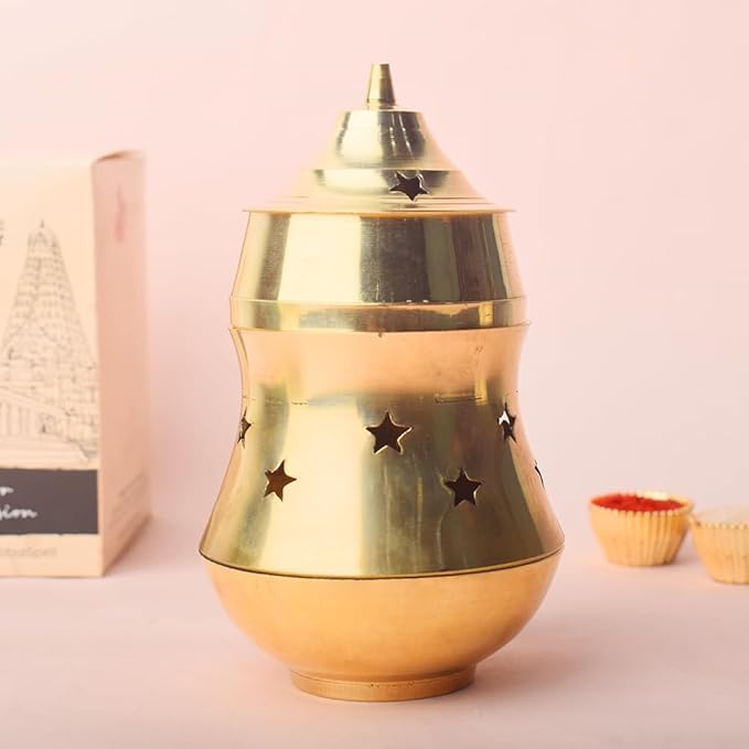 Satvik Pure Brass Essential Oil Burner Aromatherapy Aroma Oil Diffuser Tea Light Candle Oil Warmer Holder Scented Candle Ornament for Yoga, Spa and Home (Design 1)