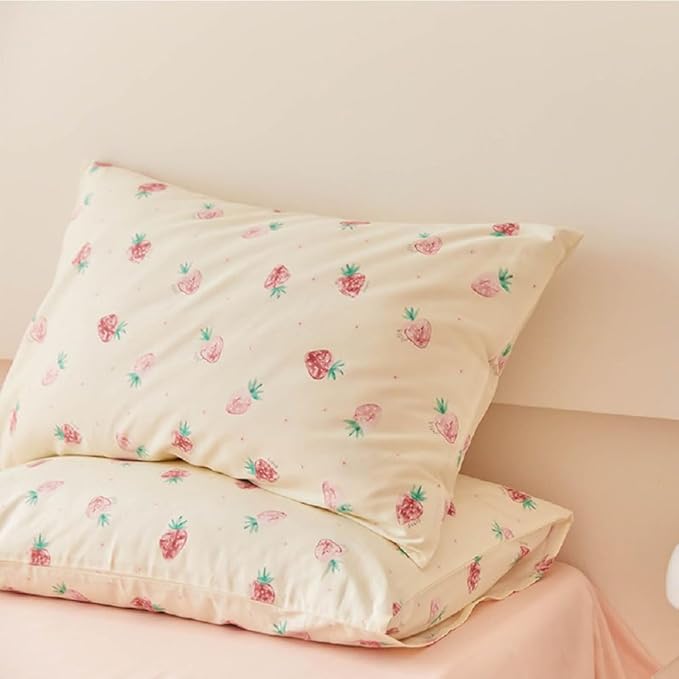 Nayoroom Strawberry Duvet Cover Set Full Size Girls Cute Pink Strawberries Kawaii Comforter Cover 2 Pieces Soft Lightweight Microfiber Cream White Bedding with Zipper Closure