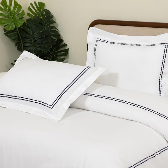 Dreamology White Duvet Cover Luxury Hotel Quality Bedding Set 100% Cotton Embroidered Duvet Covers with 2 Pillow Shams Hypoallergenic Zipper Closure 3 Pieces Duvet Set (Navy Blue T-200, Queen)