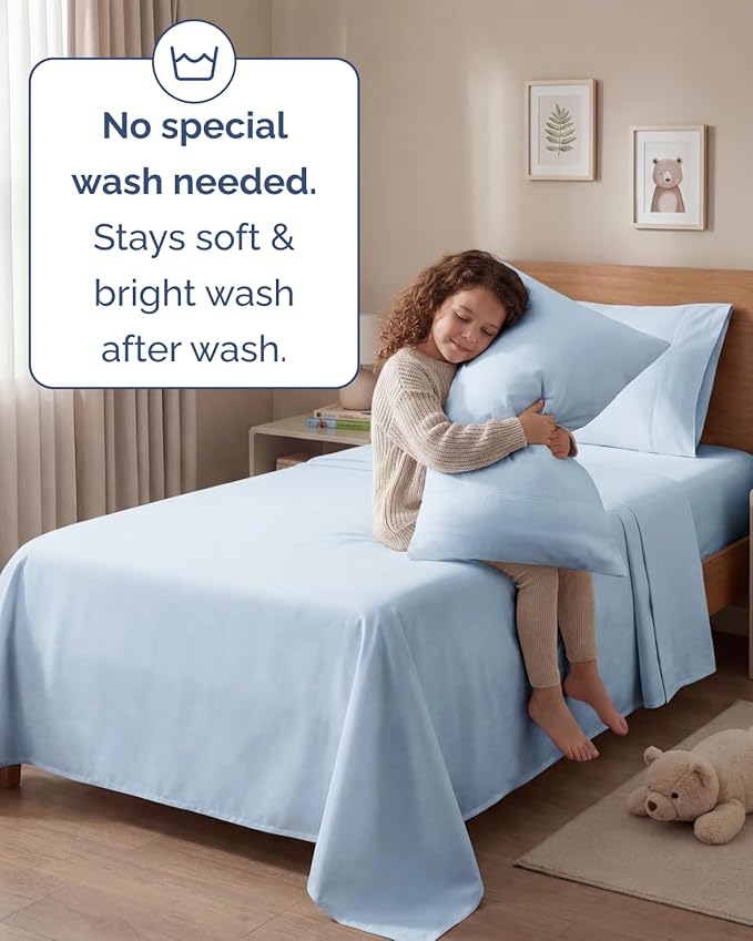 Twin 4 Piece Sheet Set - Comfy, Breathable & Cooling - Hotel Luxury Bedding for Women, Men, Kids, Teens and Children - 1 Flat & 1 Fitted Sheet & 2 Pillowcases w/ Deep Pockets - Wrinkle Free - Sky Blue