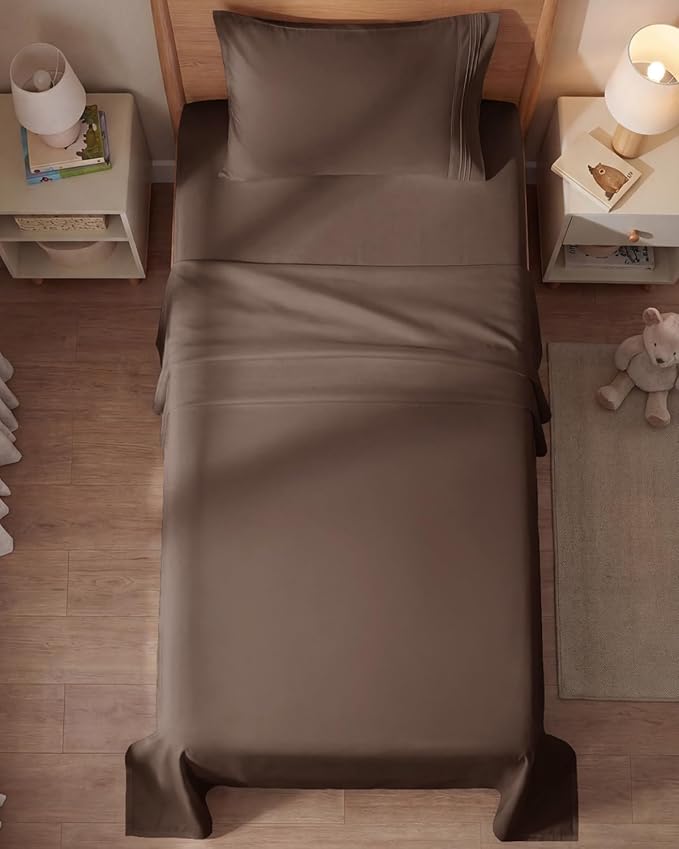Twin Size 3 Piece Sheet Set - Comfy Breathable & Cooling Sheets - Hotel Luxury Bed Sheets for Women & Men - Deep Pockets, Easy-Fit, Extra Soft and Wrinkle Free Sheets - Brown Oeko-Tex Bed Sheet Set