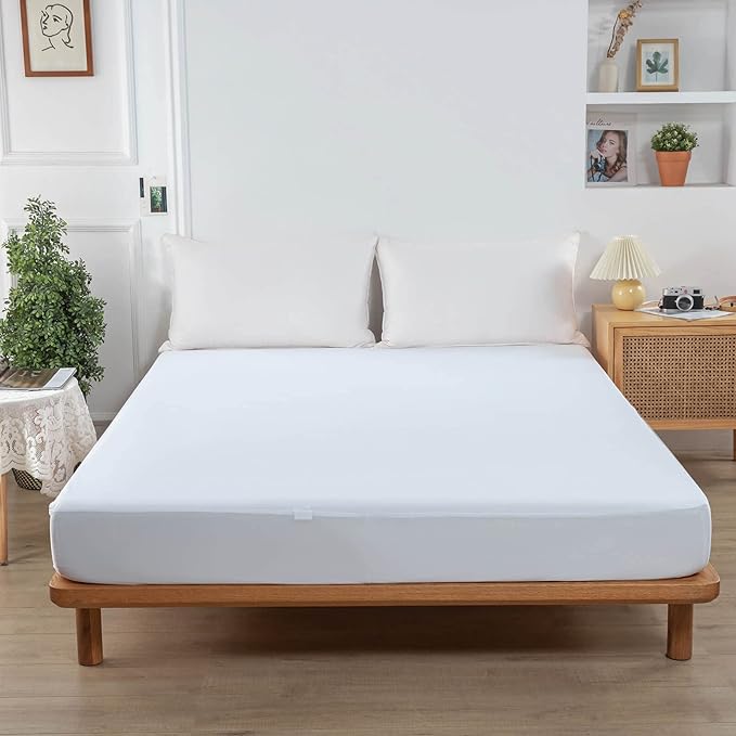 Kingnex California King Mattress Protector Waterproof Cal Fitted Sheet Style Deep Pocket Mattress Cover with Elastic Skirt