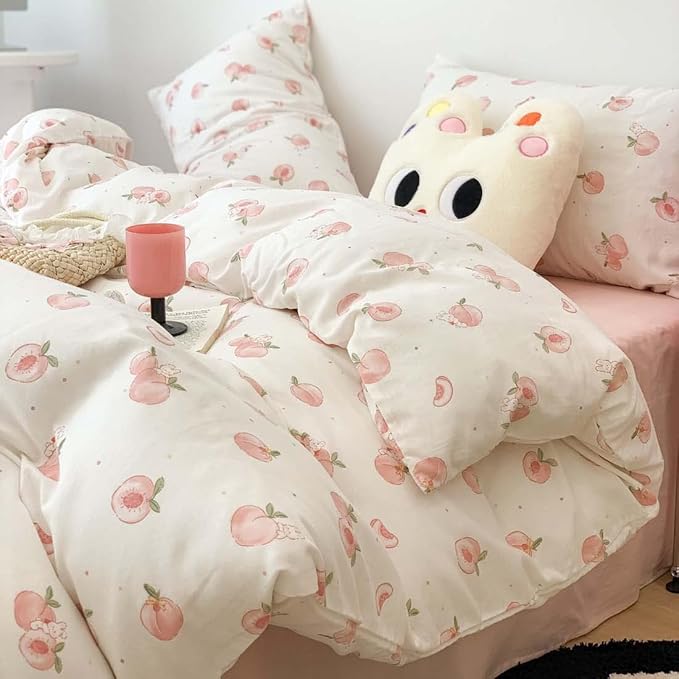Nayoroom Pink Peach Duvet Cover Full Size Kawaii Fruit Peaches Rabbit Printed on White Comforter Cover 3Pcs Kids Girls Soft Breathable Microfiber Cute Cartoon Bedding Set with Zipper Closure