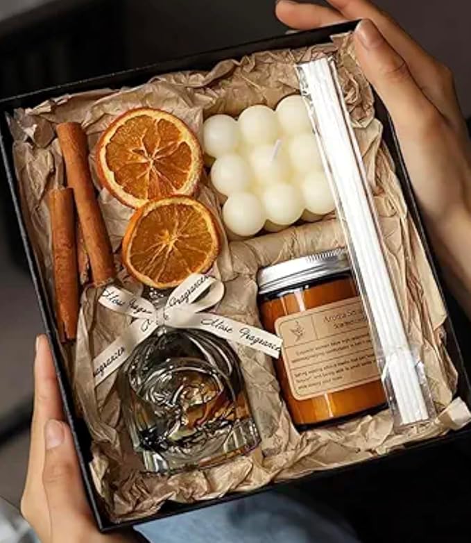 English Pear & Freesia Candle and Reed Diffuser Gift Set with – Long-Lasting Botanical Fragrance for Home Aromatherapy, Elegant Décor & Gift Box