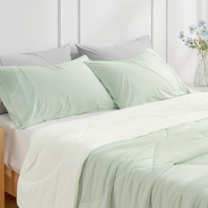 Cozy Bliss Cooling Pillow Cases for Hot Sleepers, Q-Max>0.45, Standard Size Set of 2, Soft & Silky Pillow Covers with Envelope Closure,Gift, Green, 20x26 Inches