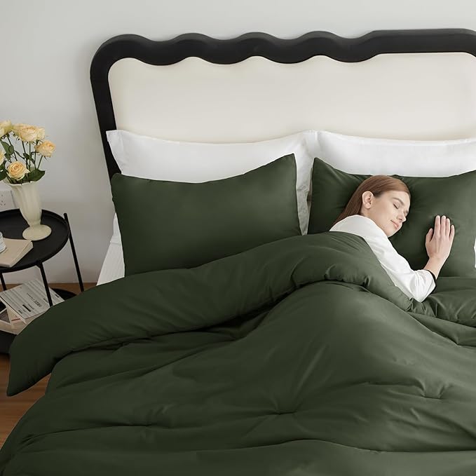 CozyLux Twin Comforter Set Dark Green, 2 Pieces Twin Extra Long Solid Breathable Bedding Sets for College Dorm, Twin XL Luxury Soft Bed Set with Down Alternative Comforter and 1 Pillowcase All Seasons