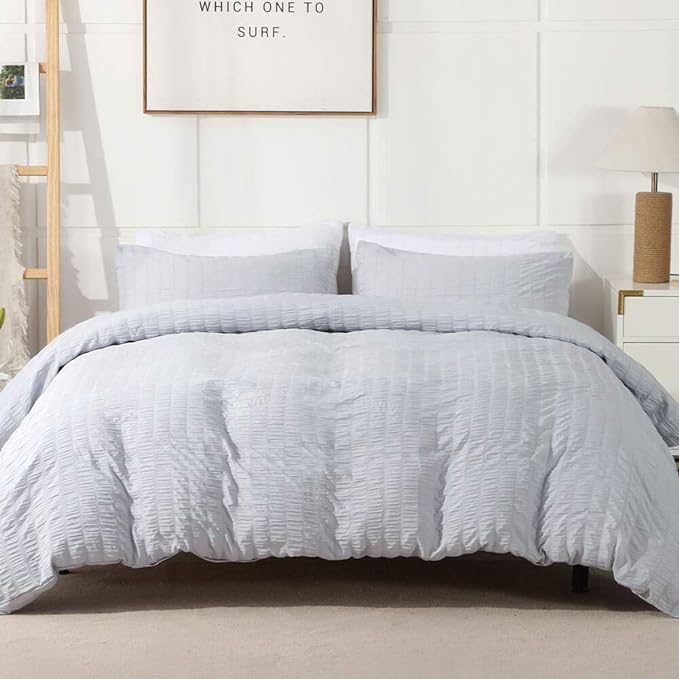 AveLom Light Gray Duvet Cover King(104 x 90 inches), 3 Pieces (1 Duvet Cover, 2 Pillow Cases), Seersucker Striped Soft Washed Microfiber Textured Duvet Cover Set with Zipper Closure, Corner Ties