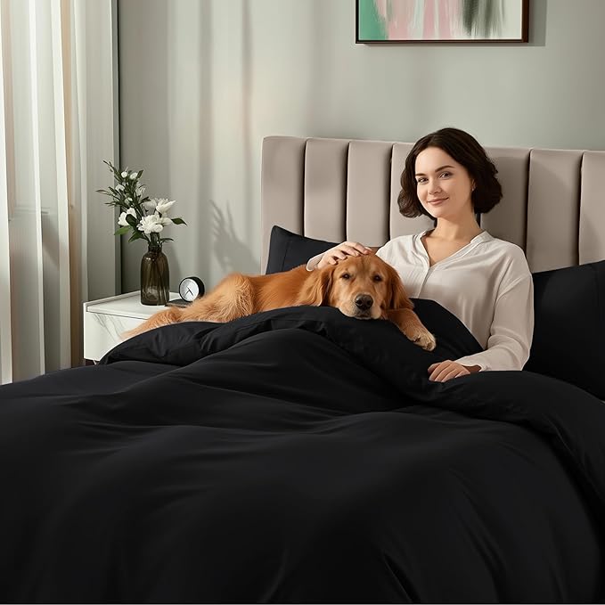 Utopia Bedding Duvet Cover King with Fitted Sheet (78x80) - 2 Pillow Case King - All Season Luxury Bed in a Bag with Zippered Duvet Cover - No Comforter (Black)