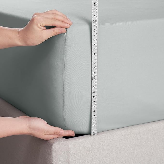 Nestl Light Grey California King Fitted Sheet Extra Deep Pocket, Hotel Luxury Cal King Fitted Sheet Only Easily Fits 18 to 24 Inch Mattress, Super Soft, Wrinkle-free, and Breathable with Corner Straps