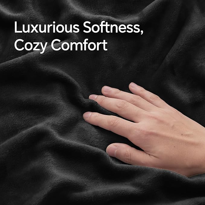 BEDELITE Flannel Pillowcases Standard Set of 2, Super Soft Fleece Pillow Case Cover with Zipper for Bedroom, Sofa, Couch,Luxury Cozy Fuzzy Velvet Pillow Shams for All Seasons(20x26 Inches, Black)