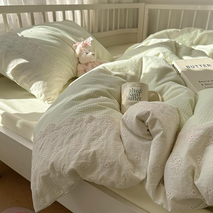 mixinni Green Gingham Duvet Cover Queen Size - 3 Piece Cottagecore Plaid Bedding Set with Lace Trim, Soft Washed Microfiber Vintage Aesthetic Grid Comforter Cover & Pillow Shams, (Green White Gingham)