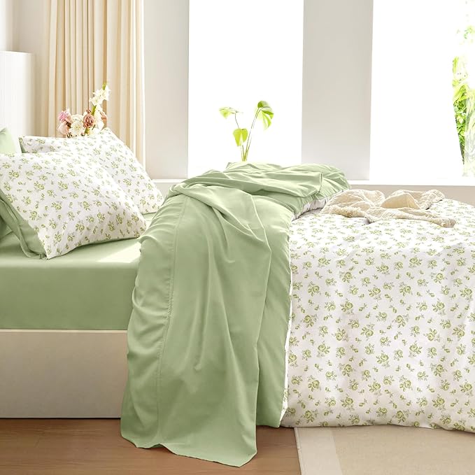 Wake In Cloud - Coquette Duvet Cover Set, Floral Cottagecore Flower Shabby Chic Cute Aesthetic, Soft Lightweight Bedding for Women Teen Girls, 3-Piece, White Green, Twin/Twin XL Size