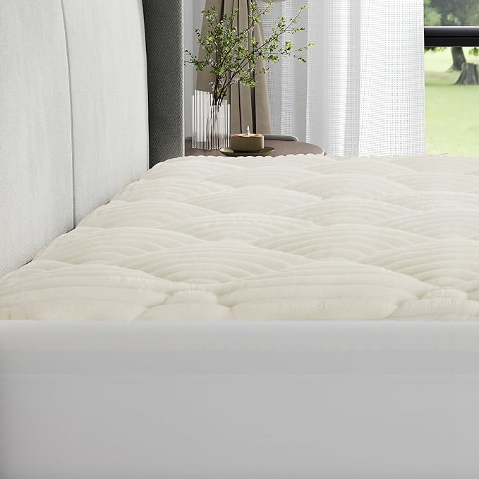 Novilla Fleece Mattress Topper Twin XL, Warm Sherpa Mattress Pad, Cloud-Like Soft Bed Cover for Winter, Deep Pocket fits up to 21", Machine Washable
