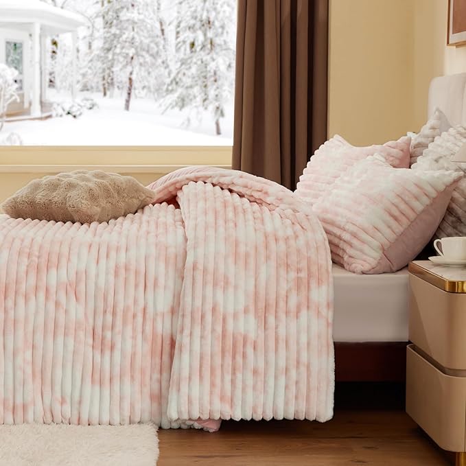 BEDELITE Fleece Full Comforter Set -Super Soft & Warm Fluffy Pink&White Bedding, Luxury Fuzzy Heavy Bed Set for Winter with 2 Pillow Cases