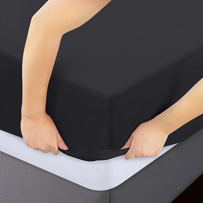 Utopia Bedding Queen Fitted Sheets - Bulk Pack of 6 Bottom Sheets - Soft Brushed Microfiber - Deep Pockets - Shrinkage & Fade Resistant - Easy Care (Black)