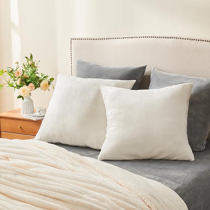 BEDELITE Velvet Pillow Covers 26x26 with Zipper, 2 Pack Super Soft Square Pillow Covers for Bedroom, Sofa, Couch,Luxury Cozy Fleece Pillowcases for All Seasons(26x26 Inches, Off White)