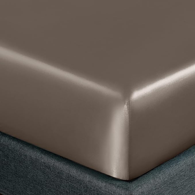 Homiest 4pcs Satin Sheets Set Luxury Silky Satin Bedding Set with Deep Pocket, 1 Fitted Sheet + 1 Flat Sheet + 2 Pillowcases (King Size, Tinfoil Brown)