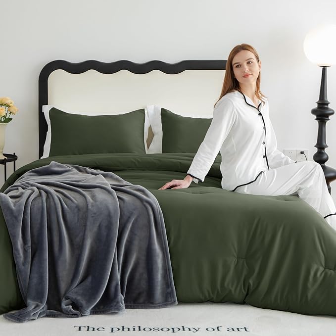 CozyLux Twin Comforter Set Dark Green, 2 Pieces Twin Extra Long Solid Breathable Bedding Sets for College Dorm, Twin XL Luxury Soft Bed Set with Down Alternative Comforter and 1 Pillowcase All Seasons