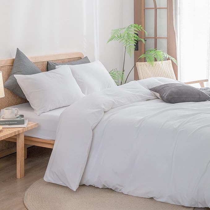 BESTOUCH Duvet Cover Set 100% Washed Cotton Linen Feel Super Soft Comfortable Chic Lightweight 3 PCs Home Bedding Set Solid Bright White Super King Plus