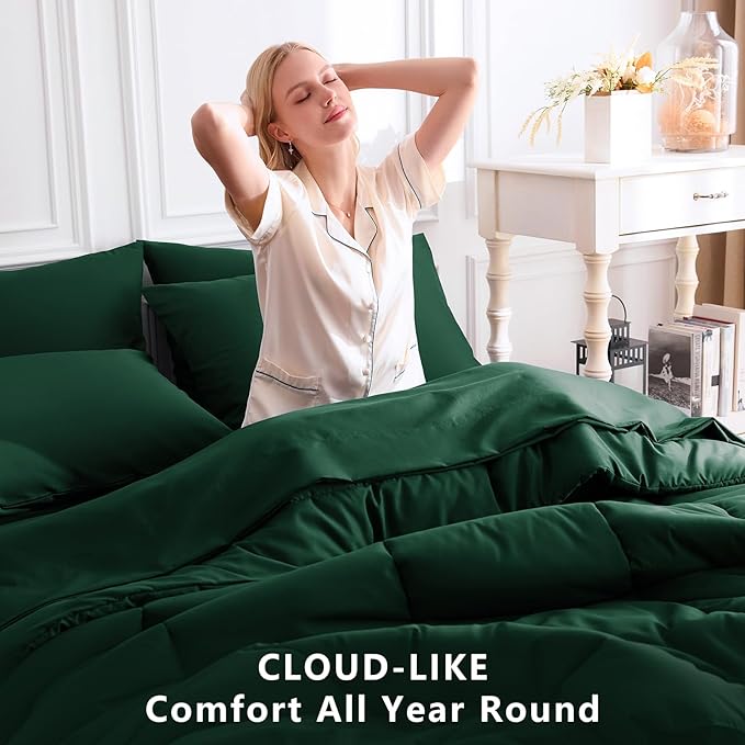 CozyLux Twin XL Comforter Set Emerald Green, 5 Pieces Twin Extra Long Bed in a Bag for College Dorm, All Season Bedding Set with Stitch Quilted Comforter, Flat Sheet, Fitted Sheet, Pillowcases