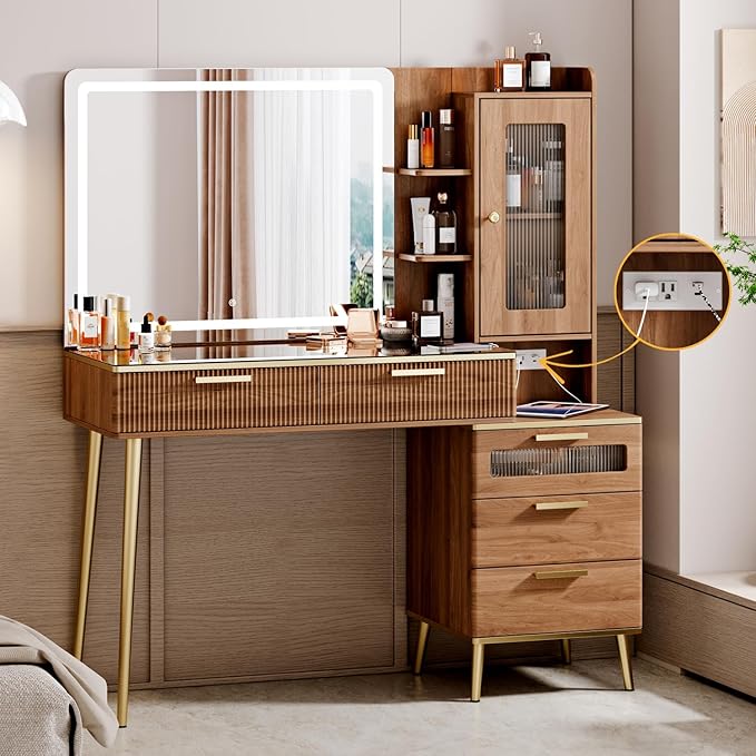 Arulvmrn Vanity Desk with 29.53" HD Lighted Mirror, 47.24" Big Modern Vanity Desk with Mirror and Lights, Makeup Vanity with 5 Drawers and Storage Shelves and Charging Station,Brown