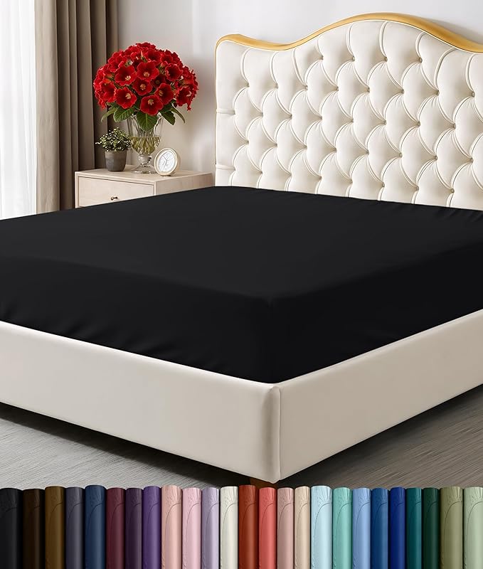 Utopia Bedding Queen Fitted Sheet - Bottom Sheet - Deep Pocket - Soft Microfiber - Shrinkage and Fade Resistant - Easy Care -1 Fitted Sheet Only (Black)