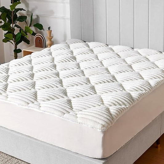 Novilla Fleece Mattress Topper Twin XL, Warm Sherpa Mattress Pad, Cloud-Like Soft Bed Cover for Winter, Deep Pocket fits up to 21", Machine Washable