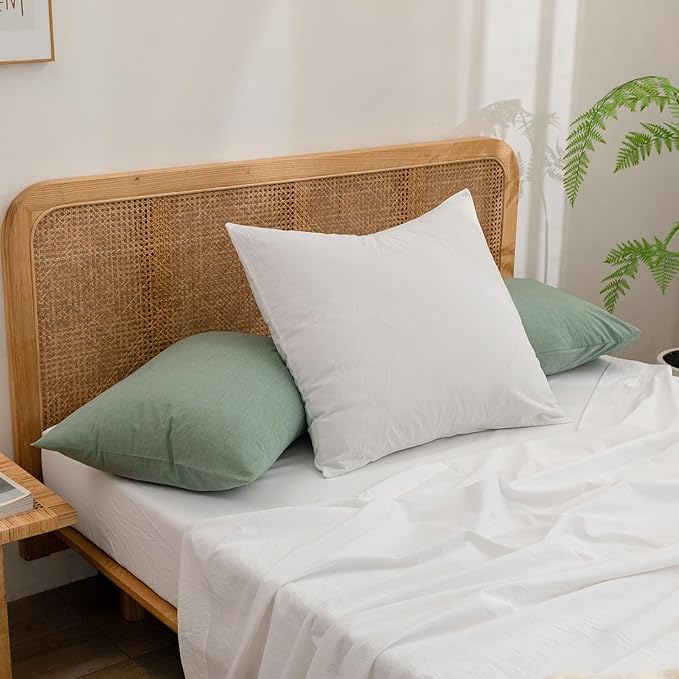 BESTOUCH 100% Washed Cotton Pillowcase for Hair and Skin Linen Feel Soft Comfortable Breathable 2 Set Pillow Case with Envelope Closure Solid Green Queen 20x30 Inches