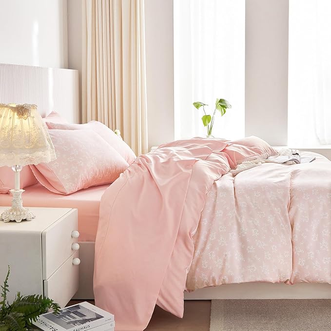 Wake In Cloud - Coquette Duvet Cover Set, Floral Cottagecore Flower Shabby Chic Cute Aesthetic, Soft Lightweight Bedding for Women Teen Girls, 3-Piece, Light Pink, Full Size