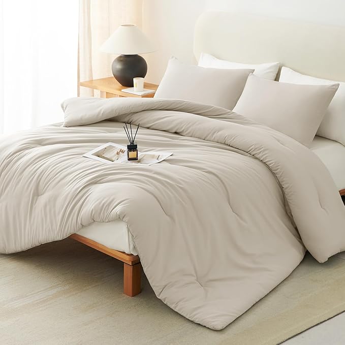 CozyLux Full Size Comforter Set Oatmeal, 3 Pieces Solid Breathable Quilted Bedding Sets, Luxury Lightweight Soft Bed Set with Down Alternative Comforter and 2 Pillowcases for All Seasons