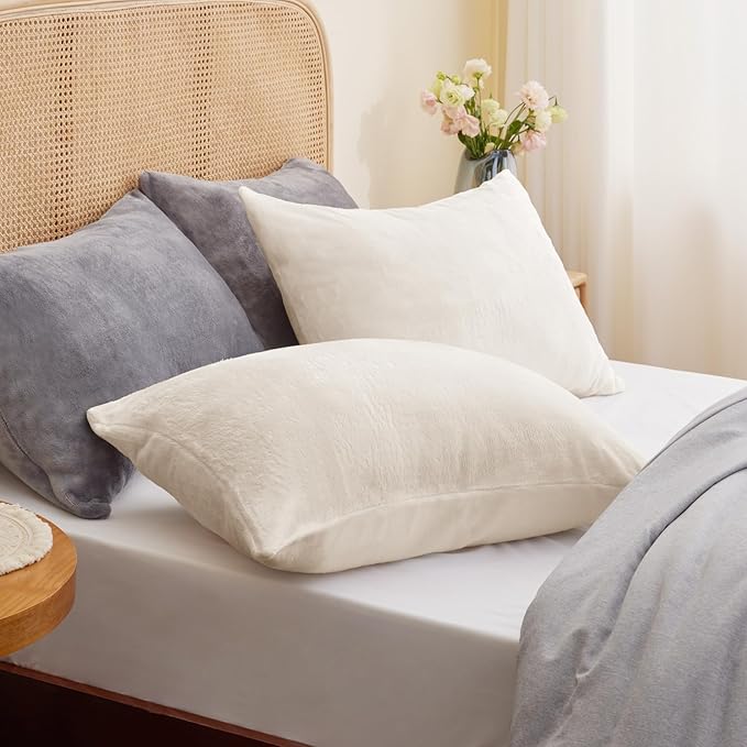 BEDELITE Flannel King Size Pillow Cases Set of 2, Super Soft Fleece Pillowcases with Zipper for Bedroom, Sofa, Couch,Luxury Cozy Fuzzy Velvet Pillow Shams for All Seasons(20x36 Inches,Off White)
