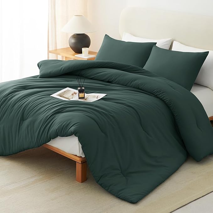 CozyLux King Size Comforter Set Forest Green, 3 Pieces Solid Comforters King Size Breathable Quilted Bedding Sets, Luxury Soft Lightweight Bed Set with Down Alternative Comforter and 2 Pillowcases