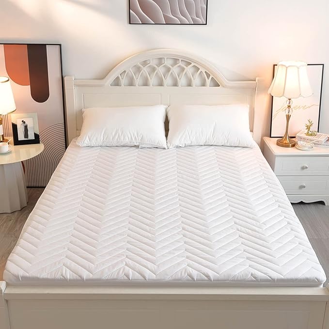 Kingnex Waterproof Quilted Mattress Protector Pad Fitted Padded Matress Cover with Deep Pocket Full Size