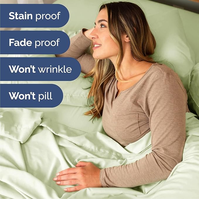 Cal King Size 4 Piece Sheet Set - Comfy Breathable & Cooling Sheets - Hotel Luxury Bed Sheets for Women & Men - Deep Pockets, Easy-Fit, Soft & Wrinkle Free Sheets - Light Sage Green Oeko-Tex Sheets