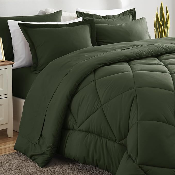 CozyLux Queen Comforter Set Dark Green - Bed in a Bag Queen Size 7 Pieces, Luxury Soft Bed Set for All Seasons, Bedding Set with Down Alternative Comforter, Sheets, Pillowcases & Shams