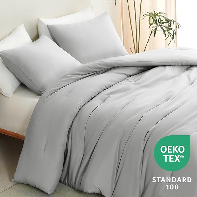 CozyLux Full Size Comforter Set Light Grey, 3 Pieces Solid Breathable Quilted Bedding Sets, Light Gray Luxury Lightweight Soft Bed Set with Down Alternative Comforter and 2 Pillowcases for All Seasons