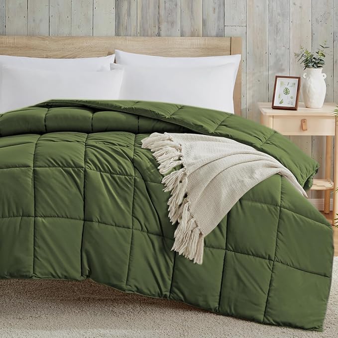 Homelike Moment Comforter King Size - Olive Green Duvet Insert Down Alternative Bed King Comforter, Lightweight Bedding Comforters Quilted Soft All Season Olive Green