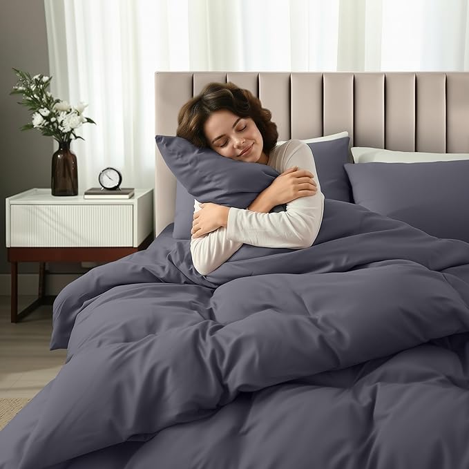 Utopia Bedding Duvet Cover King with Fitted Sheet (78x80) - 2 Pillow Case King - All Season Luxury Bed in a Bag with Zippered Duvet Cover - No Comforter (Grey)