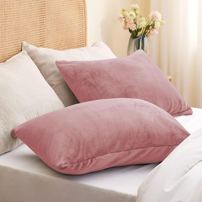 BEDELITE Flannel Pillow Cases Queen Size Set of 2, Super Soft Fleece Pillowcases with Zipper for Bedroom, Sofa, Luxury Cozy Fuzzy Velvet Pillow Shams for All Seasons(20x30 Inches,Dusty Pink)