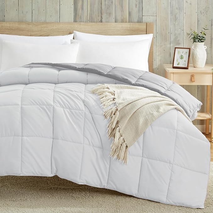 Homelike Moment Comforter King Size - Grey Duvet Insert Down Alternative Bed King Comforter, Lightweight Bedding Comforters Quilted Soft All Season Reversible White/Light Gray