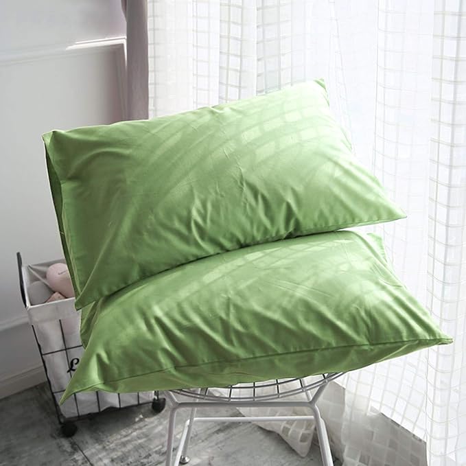 FLXXIE Pillow Cases Queen, Soft Microfiber Pillow Covers with Envelope Closure, Wrinkle Resistant Pillowcases, 2 Piece Set, 20x30, Sage Green